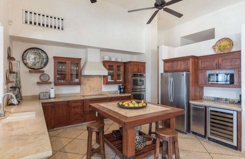 San Jose del Cabo House | Extraordinary ocean front home with direct access to the beach