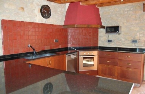 Berga Villa | Extraordinary spacious and luxurious limestone house with all facilities