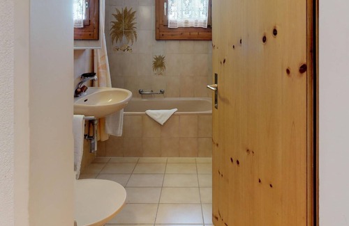 Sankt Moritz-Bad Apartment | Extremely quiet, located apartment in the popular Park Salet area.
