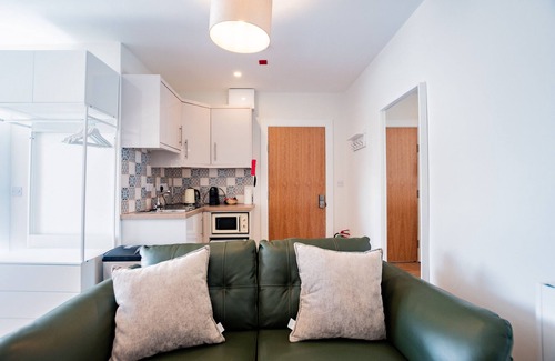 Galway City Centre Apartment | Eyre View Suites - Studio #2 - Sleeps 2