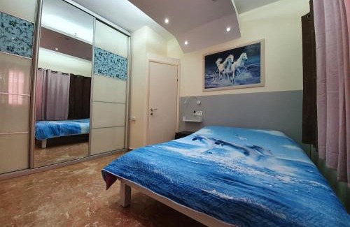 Bat Yam Apartment | Ezore Yam Apartmens - Elmali'akh St. 4