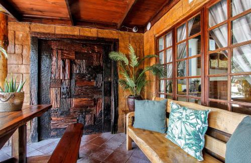 Hluhluwe Cabin | Ezulwini Game Lodge