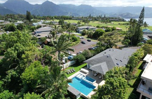 Princeville House | F-71 Queens Bath Point