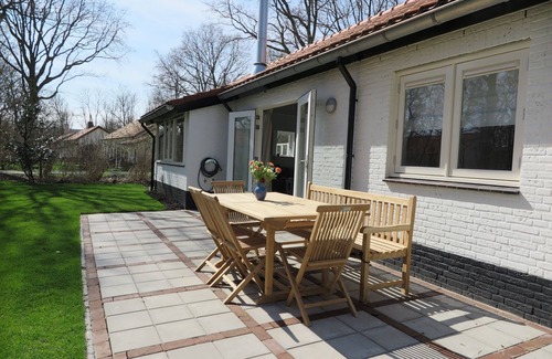 Koudekerke Apartment | F.House - Vebenabos 14 | Dishoek "Bos e