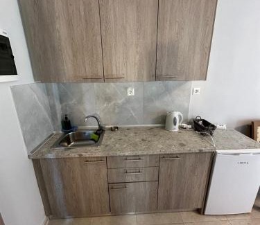 Neoi Epivates Apartment | F&R Villa Studio 1