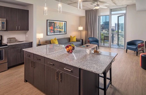 Civic District Resort | F1 Austin 2023- Wyndham Resort Suite Downtown Austin