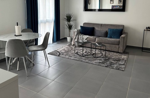 Garges-les-Gonesse Apartment | F2 Équipé,lumineux.proche Paris 20min/ CDG 10min
