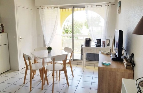 Royan Apartment | F2 250 m from the beach of Chay Royan