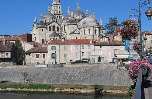Perigueux House | F2 Moderne & Équipé à 2 pas du Centre & de la Gare