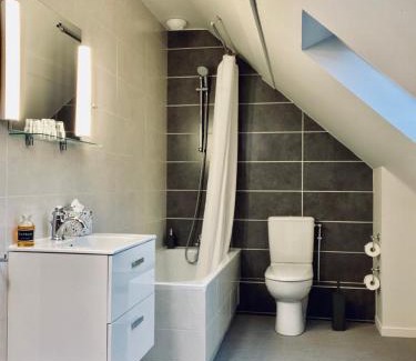Senlis House | Fab House - Les Maisons Fabuleuses