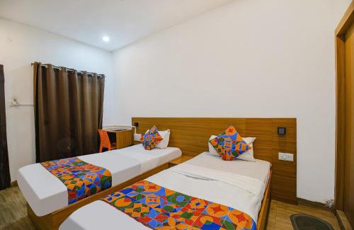 Sualkuchi Hotel | FabExpress Anurag Residency