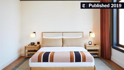 Surat Hotel | FabExpress Nova Rooms