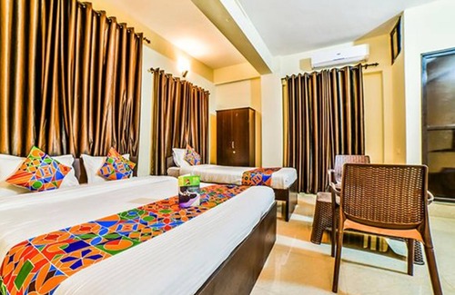 Saligao Hotel | FabExpress Spring De Goa