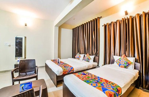 Saligao Hotel | FabExpress Spring De Goa