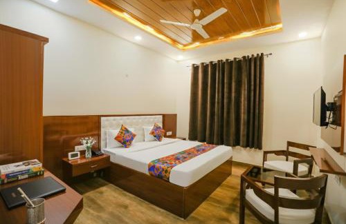 Lucknow Hotel | FabExpress Trijal Inn
