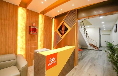 Lucknow Hotel | FabExpress Trijal Inn