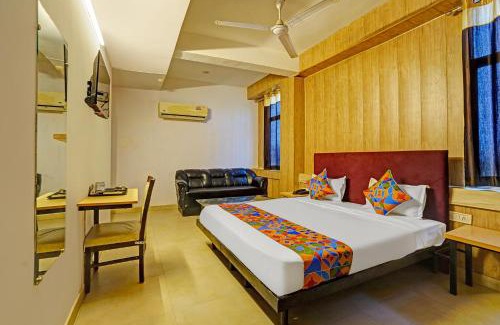 Vasundhara Hotel | FabExpress Vasundhara Grand
