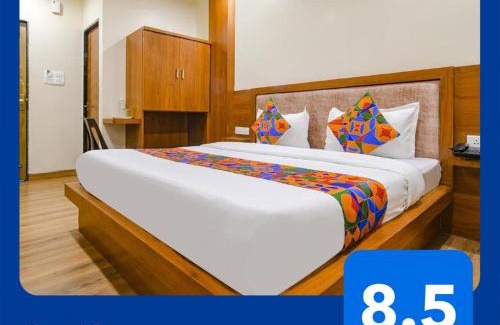 Rau Hotel | FabHotel Atharv