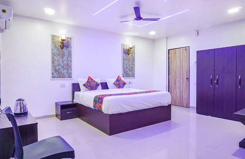 Kadadhe Hotel | Fabhotel Atharva Executive