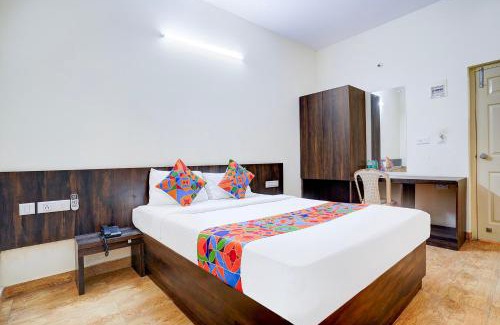 Jayanagar Hotel | FabHotel GRK Comforts - Jayanagar