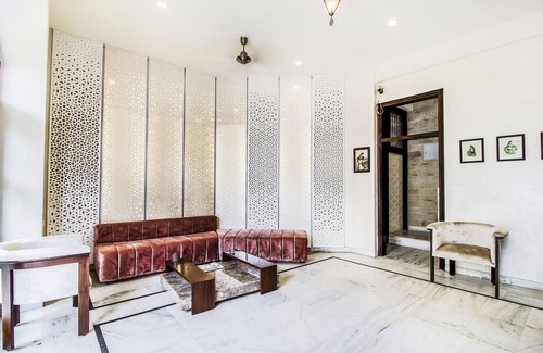 Vaishali Nagar Hotel | Fabhotel Jaipur Villa