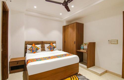New Delhi Hotel | FabHotel La Serene BnB- Ashok Vihar