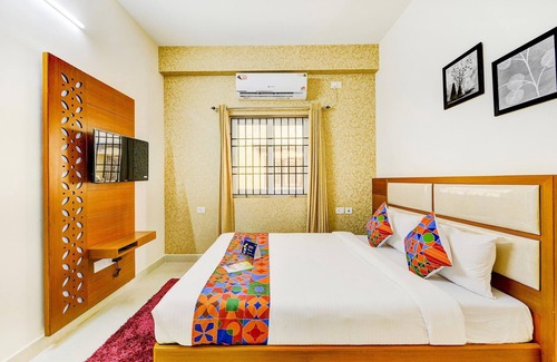 Vadapalani Hotel | Fabhotel Sky Bay