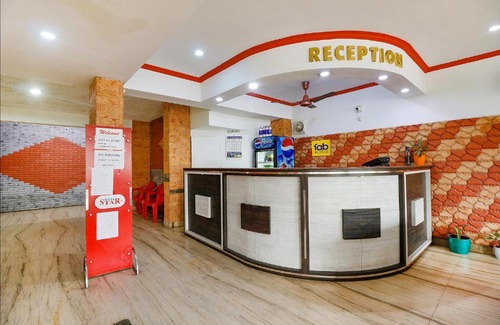 Kaloor Hotel | FabHotel Star