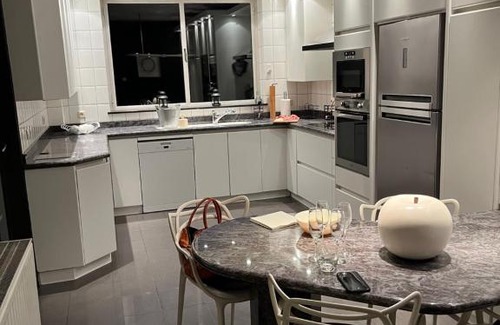 Liege House | Fabry 28- spacieuse maison pour 8 personnes