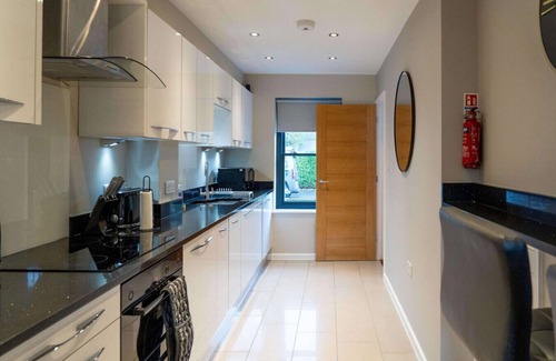 Mill Road Apartment | Fabulous 2 Bedroom Home