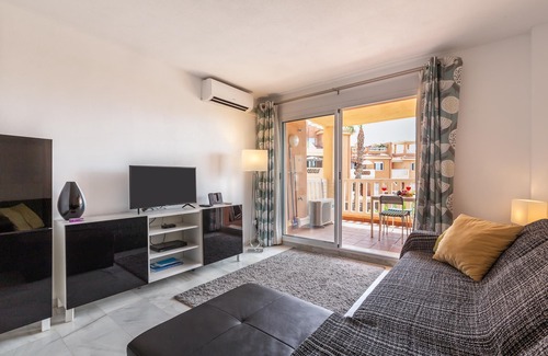 Urbanizacion Hacienda las Chapas Apartment | Fabulous 2 bedroome apartment with stunning views