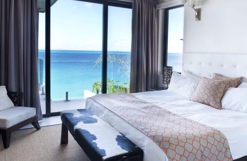 Fryes Beach Villa | Fabulous 4 bedroom Villa in Tamarind Hills overlooking Darkwood beach with stunning views