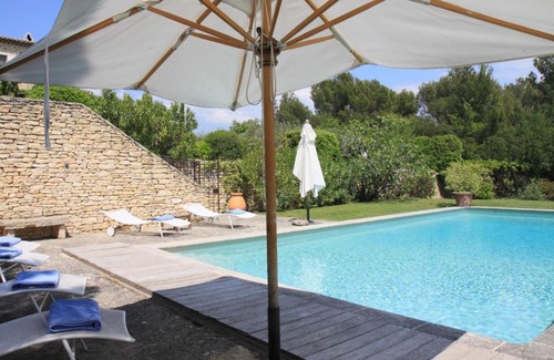 Gordes Villa | Fabulous bastide in Gordes overlooking the Lubéron - by feelluxuryholidays