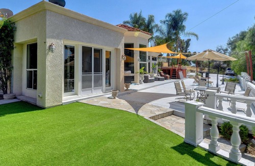 Temecula House | Fabulous Rockcreek Estate w/pool-spa/Vineyard/BBQ/Fire pit