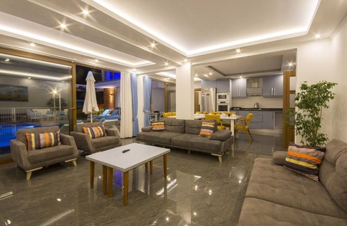 Uzumlu House | Fabulous Villa for 7 with Secluded Outdoor, Heated Indoor Pool, & Sauna