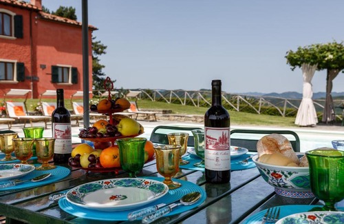 Faenza Apartment | Faenza Apartment Sleeps 8 Pool WiFi