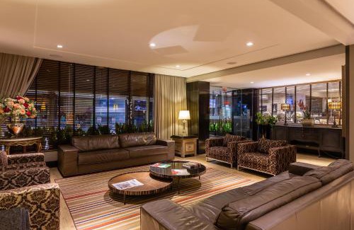 Centro Hotel | Faial Prime Suítes