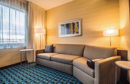 Regina Hotel | Fairfield by Marriott® Regina