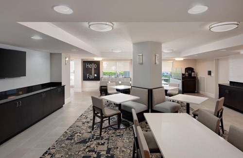 Palm Beach Hotel | Fairfield Inn and Suites by Marriott Palm Beach
