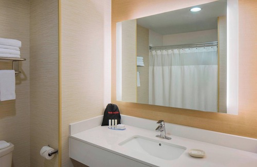 Branchburg Hotel | Fairfield Inn & Suites Bridgewater Branchburg/Somerville