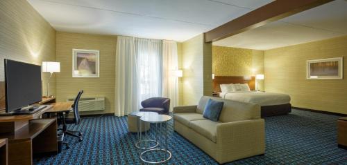 Cannifton Hotel | Fairfield Inn & Suites by Marriott Belleville