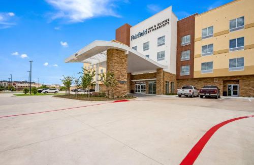 Plano Hotel | Fairfield Inn & Suites by Marriott Dallas Plano/Frisco