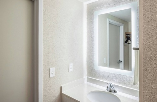 Butler Hotel | Fairfield Inn & Suites by Marriott Butler