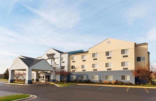 Saginaw Hotel | Fairfield Inn & Suites Saginaw