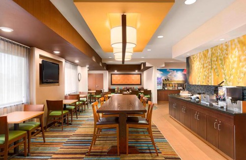 Saginaw Hotel | Fairfield Inn & Suites Saginaw