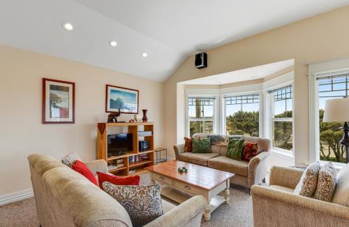 Newport House | Fairhaven - Applegate, Bennington, and Wakefield House
