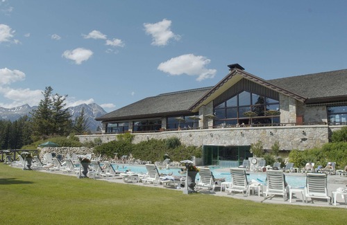 Jasper Hotel | Fairmont Jasper Park Lodge