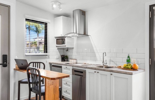Connolly Cottage | Fairway Cottage Connolly 5 mins to golf course