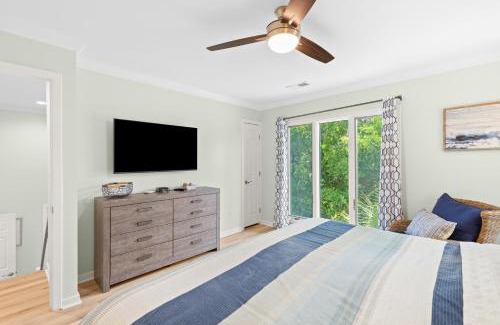 Isle of Palms House | Fairway Dunes 12 - Beach & Golf Dream