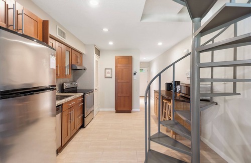 Walden on Lake Conroe Condo | Fairway Escape! Golf view, Gym, Pool & Resort Amenities